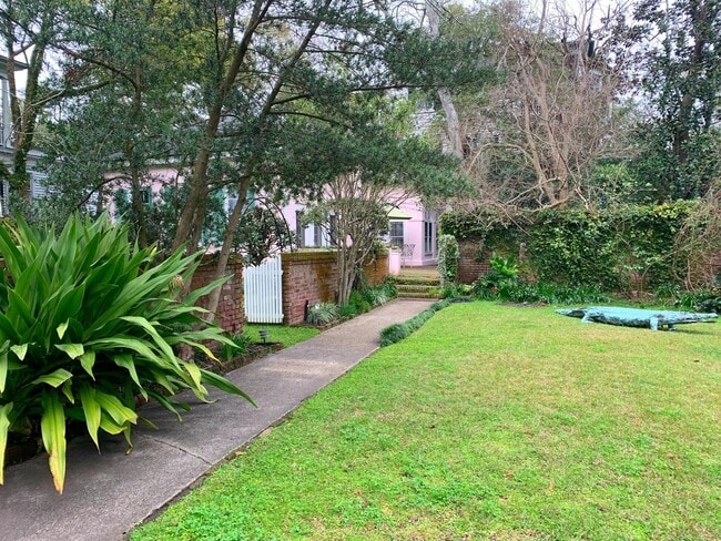 60 Lenwood Blvd in Charleston, SC - Building Photo - Building Photo