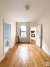 201-205 W 11th St-Unit -5G in New York, NY - Building Photo - Building Photo