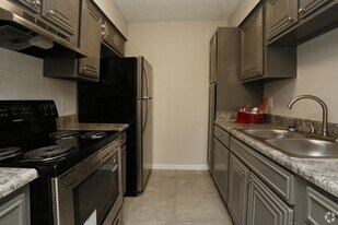 The Arlington in Jackson, MS - Building Photo