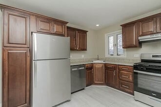 368 N Biermann Ave in Villa Park, IL - Building Photo - Building Photo