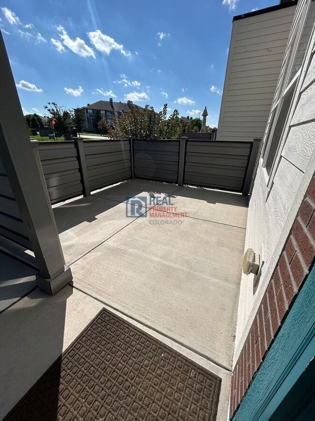 16015 E Bolling Dr in Denver, CO - Building Photo - Building Photo