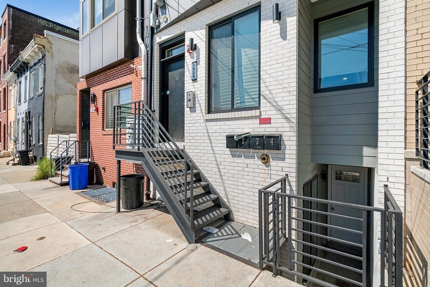 1924 N 6th St, Unit 1 in Philadelphia, PA - Building Photo