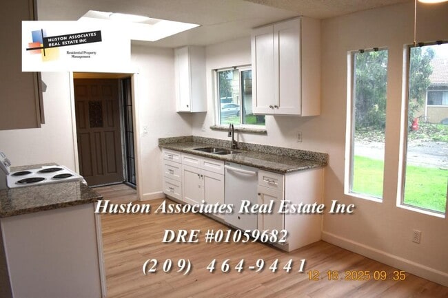 1134 Porter Ave in Stockton, CA - Building Photo - Building Photo