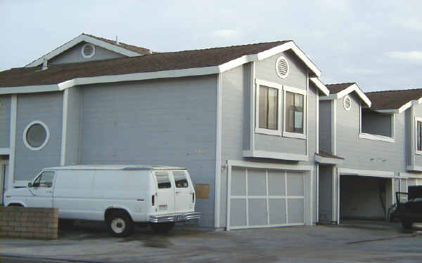 7922 Cypress Ave in Huntington Beach, CA - Building Photo - Building Photo