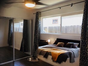 2120 Grand Ave in San Diego, CA - Building Photo - Building Photo
