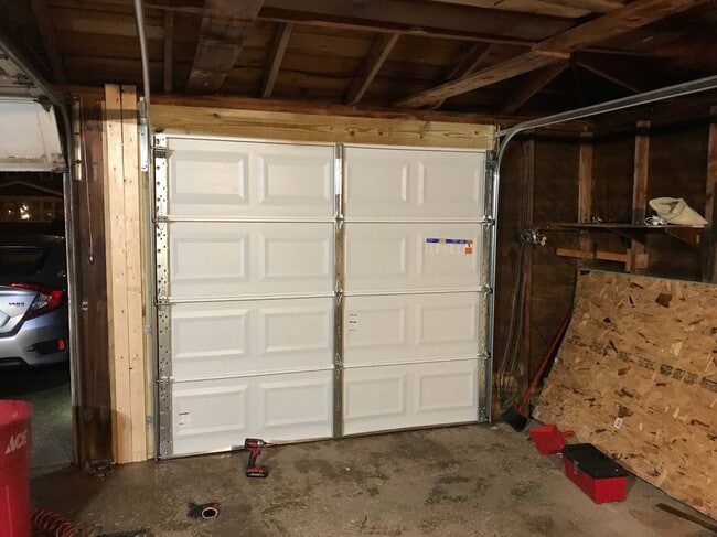 1018 W Lorain St, Unit Lower in Appleton, WI - Building Photo - Building Photo