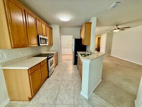 8531 Little Swift Cir in Jacksonville, FL - Building Photo - Building Photo