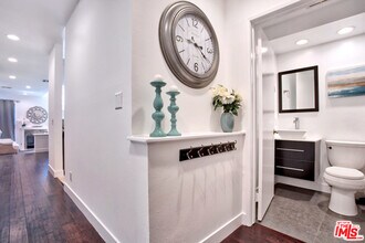 1617 S Beverly Glen Blvd-Unit -104 in Los Angeles, CA - Building Photo - Building Photo