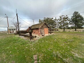 1167 Bickleton Hwy in Goldendale, WA - Building Photo - Building Photo