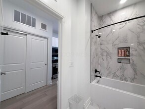 6640 Mooney St in Dublin, OH - Building Photo - Building Photo