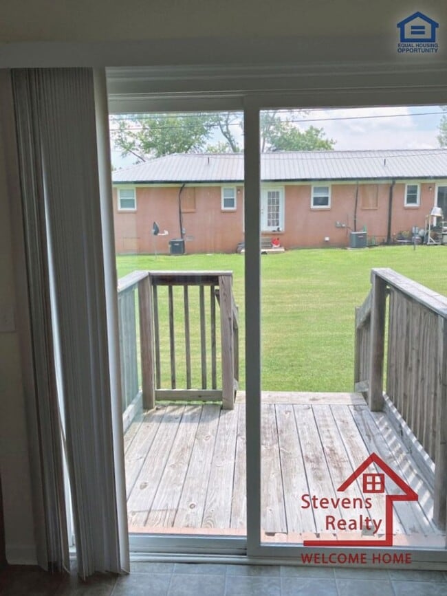 property at 415 Pinecrest St