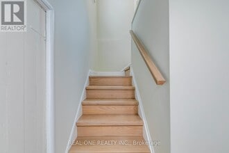 173 Hampton Heath Rd in Burlington, ON - Building Photo - Building Photo