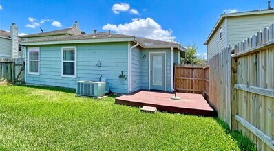 20758 Cypress Crescent Ln in Cypress, TX - Building Photo - Building Photo