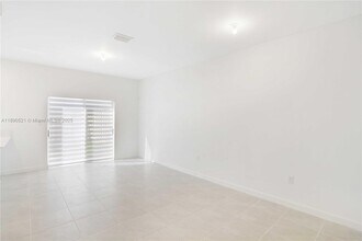 16270 SW 291st St in Homestead, FL - Building Photo - Building Photo