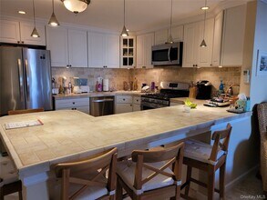 79 Rochester Ave in East Atlantic Beach, NY - Building Photo - Building Photo