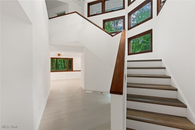 property at 3812 Ellendale Rd