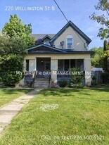 220 Wellington St N in Kitchener, ON - Building Photo
