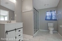 2800 Sanders Rd photo'