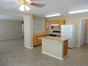 1490 Lavender Dr in Greenfield, IN - Foto de edificio - Building Photo