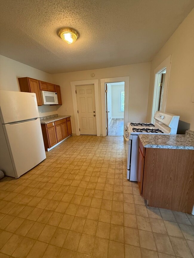 property at 209-209 Glen St