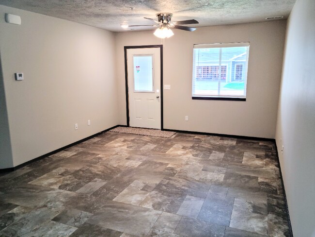 2200 N Main Ave photo'