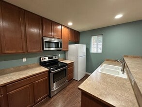 1613 Burnside Pl in Dupont, WA - Building Photo - Building Photo