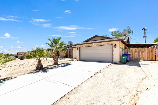 73853 Playa Vista Dr in Twentynine Palms, CA - Building Photo - Building Photo