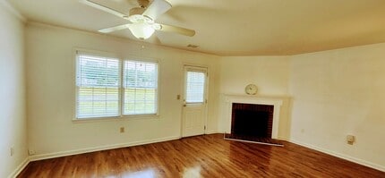 5595 Executive Way in Norcross, GA - Building Photo - Building Photo