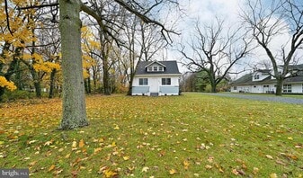 2531 E Chestnut Ave in Vineland, NJ - Building Photo