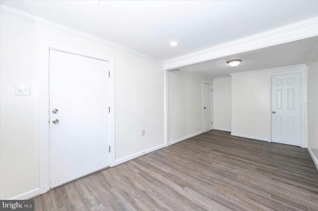 property at 10 East E Street