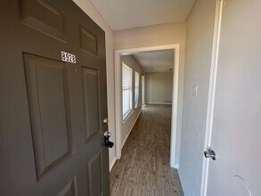 8928-8928 Greenmound Ave in Dallas, TX - Building Photo - Building Photo