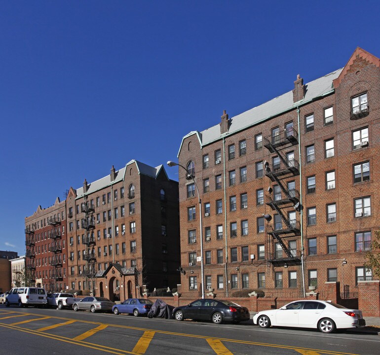 199 Linden Blvd in Brooklyn, NY - Foto de edificio