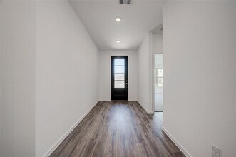 5119 Whispering River Dr in Katy, TX - Building Photo - Building Photo