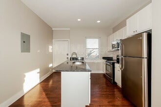 2029 N College Ave in Indianapolis, IN - Building Photo - Building Photo