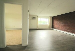 43 Homer Ave, Unit #6-4 in Cambridge, MA - Building Photo
