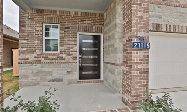 21119 Armstrong County Dr in Cypress, TX - Building Photo - Building Photo