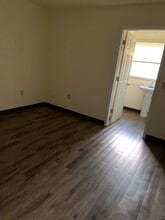 136 S 10th St in Williamsburg, KY - Building Photo - Building Photo