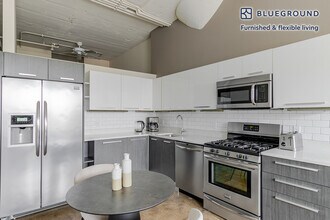 1313 W Randolph St in Chicago, IL - Building Photo - Building Photo