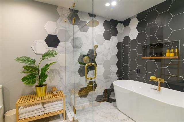 1623 Hanging Cliff Dr in Dallas, TX - Building Photo - Building Photo