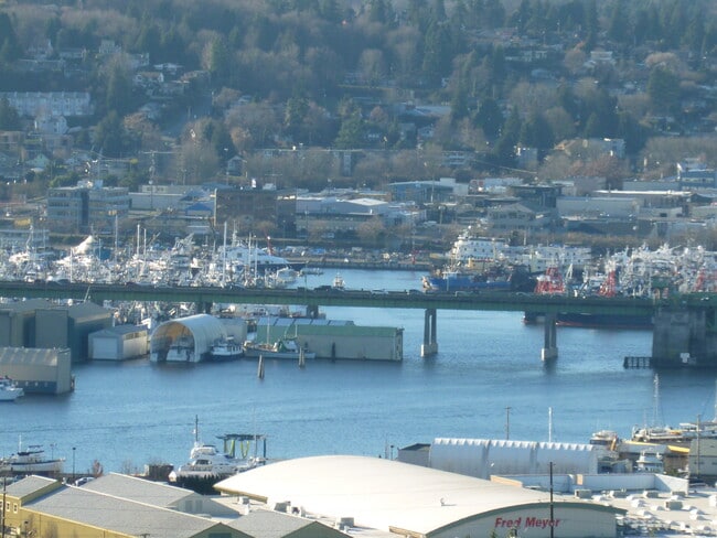 4511 Greenwood Ave N, Unit 7 in Seattle, WA - Foto de edificio - Building Photo