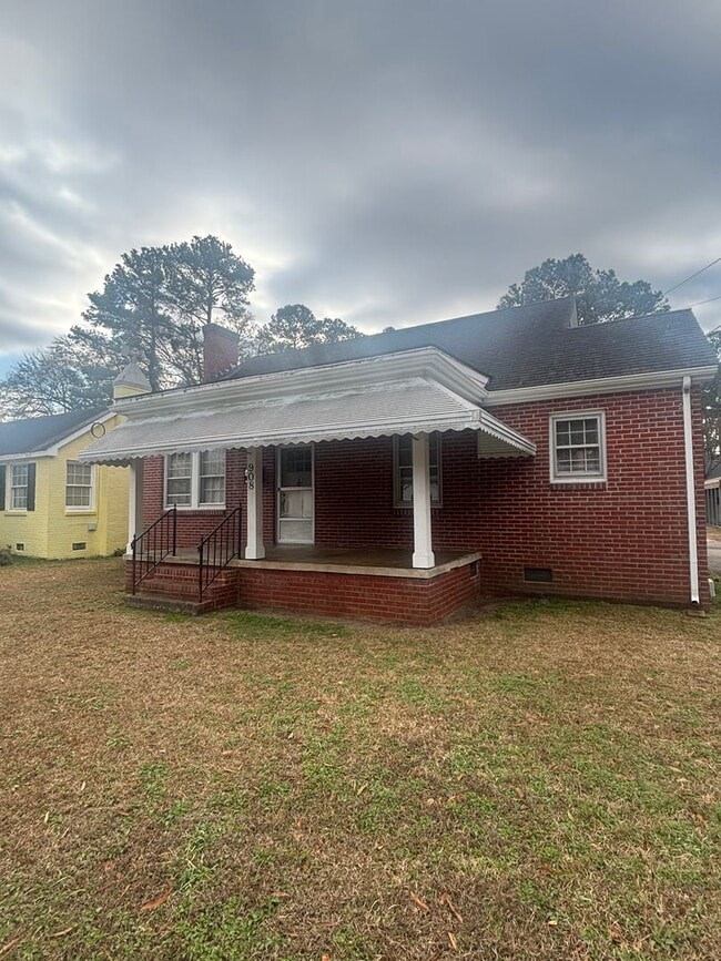 908 Edwards Ave in Kinston, NC - Building Photo - Building Photo