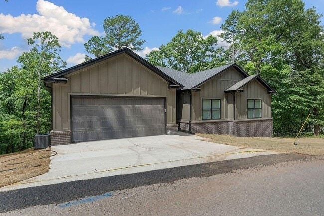 17 Westmorland Dr in Bella Vista, AR - Foto de edificio - Building Photo