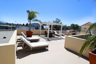 Parc St Clair East in Studio City, CA - Building Photo - Building Photo