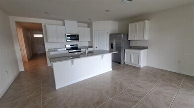 7117 Painted Bunting Wy in St. Cloud, FL - Building Photo - Building Photo