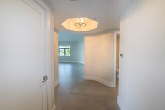 309 E Ocean Ave in Lantana, FL - Building Photo - Building Photo