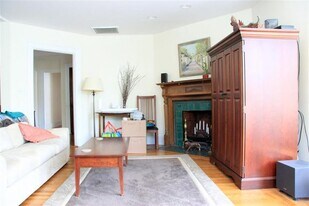 20 Highland Ave, Unit 1 in Cambridge, MA - Building Photo