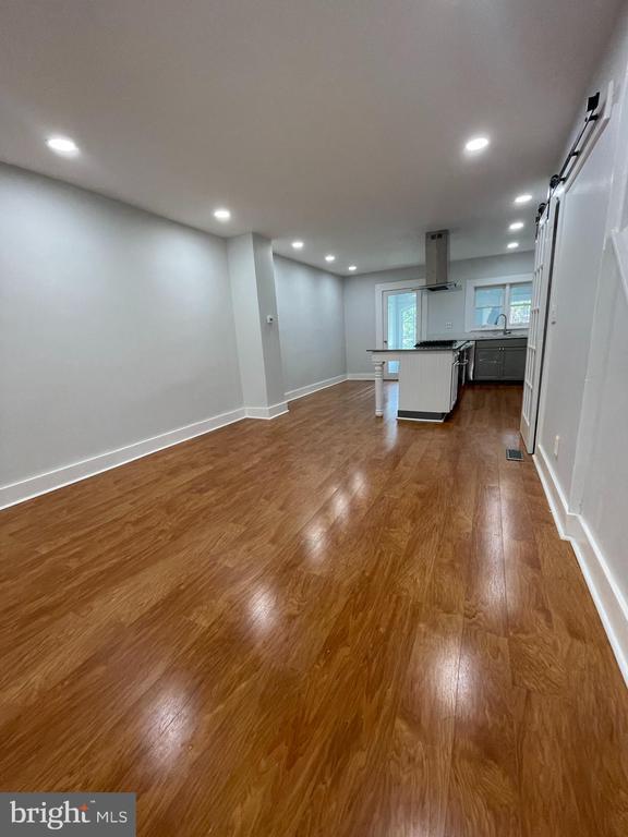 4540 Manorview Rd in Baltimore, MD - Foto de edificio - Building Photo