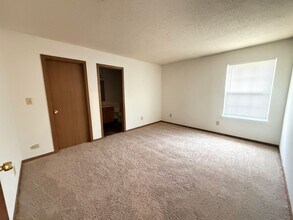 4020 Crabtree Ct in Indianapolis, IN - Building Photo - Building Photo