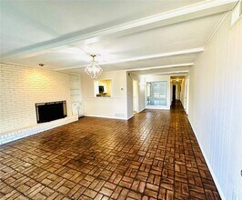 7723 Village Trail Dr in Dallas, TX - Building Photo - Building Photo