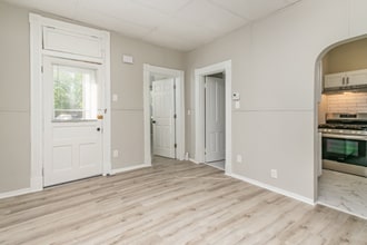 517 Highland Ave in Covington, KY - Foto de edificio - Building Photo